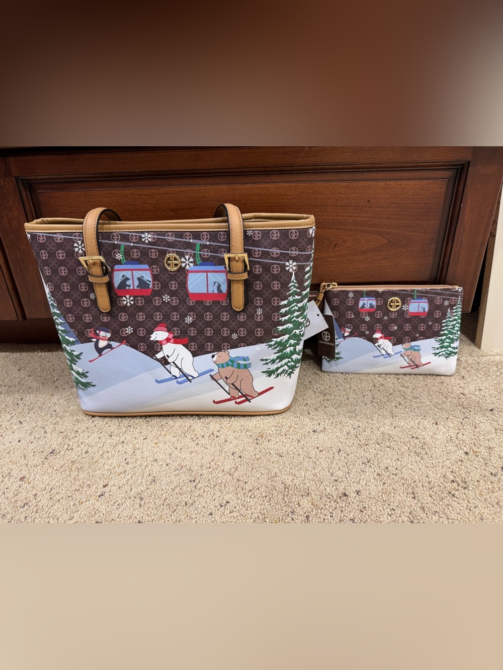 Giani Bernini Brown & White Ski Animals Tote with Matching Wristlet